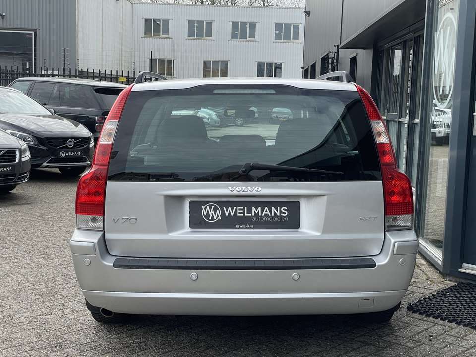 Volvo V70 - Imagem 8