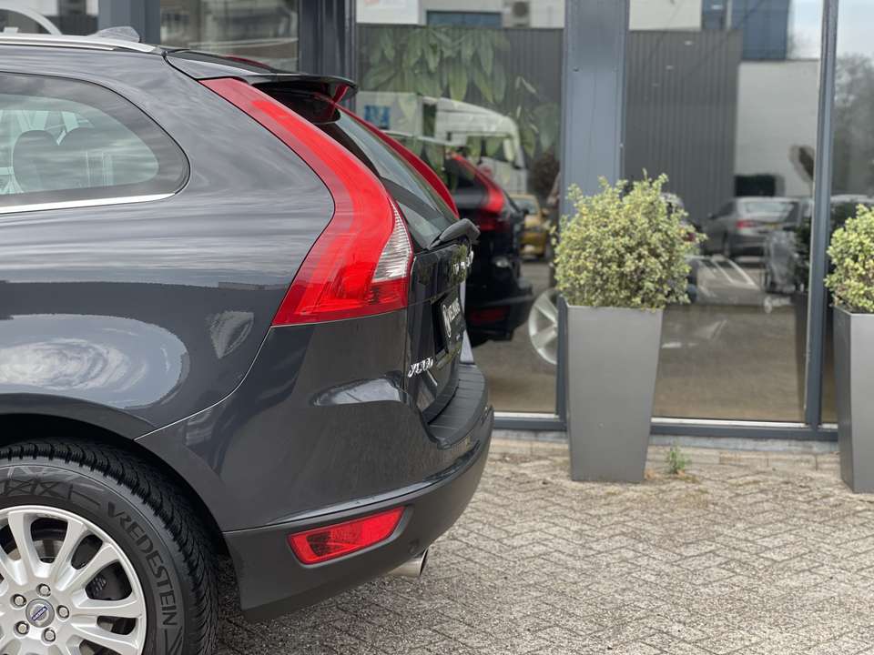 Volvo XC60 - Imagem 7