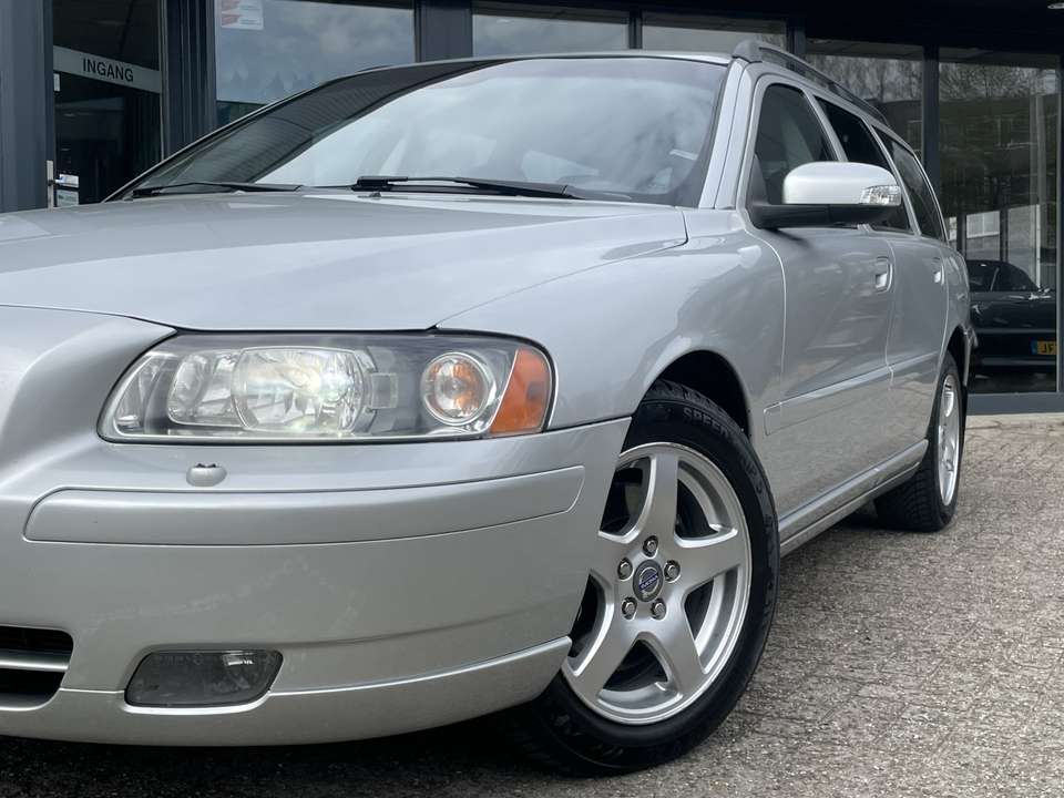 Volvo V70 - Imagem 10
