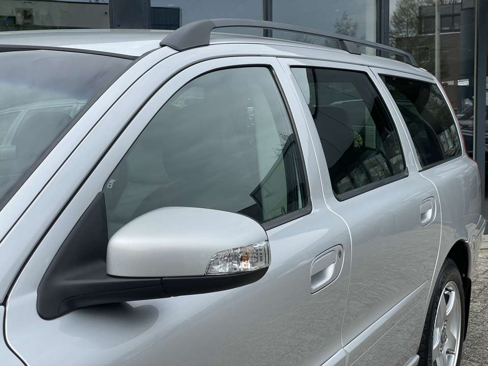 Volvo V70 - Imagem 11