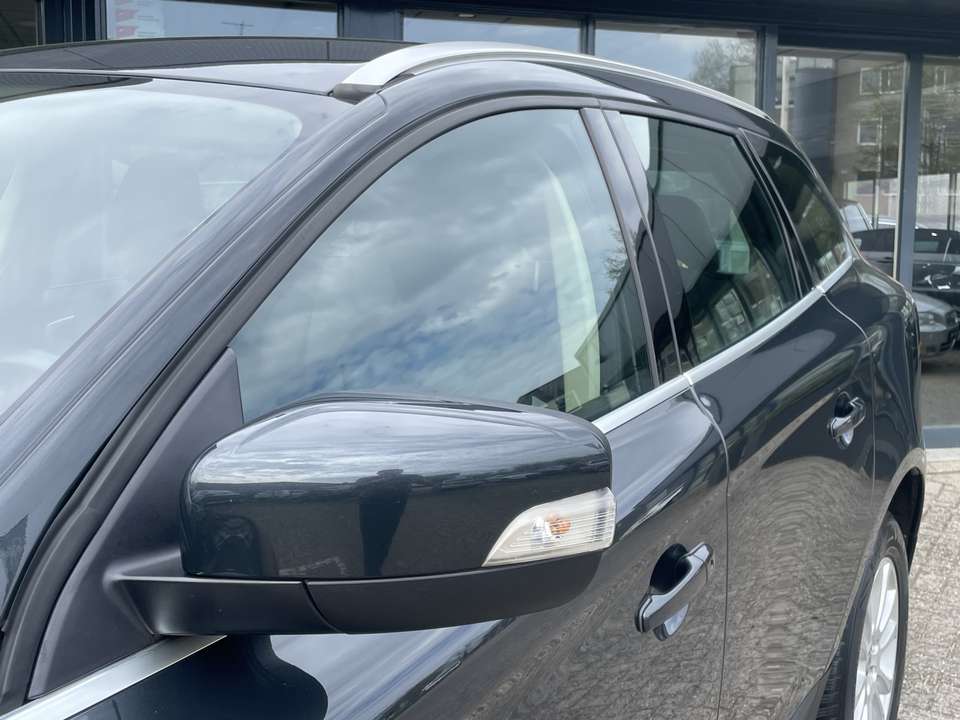 Volvo XC60 - Imagem 11