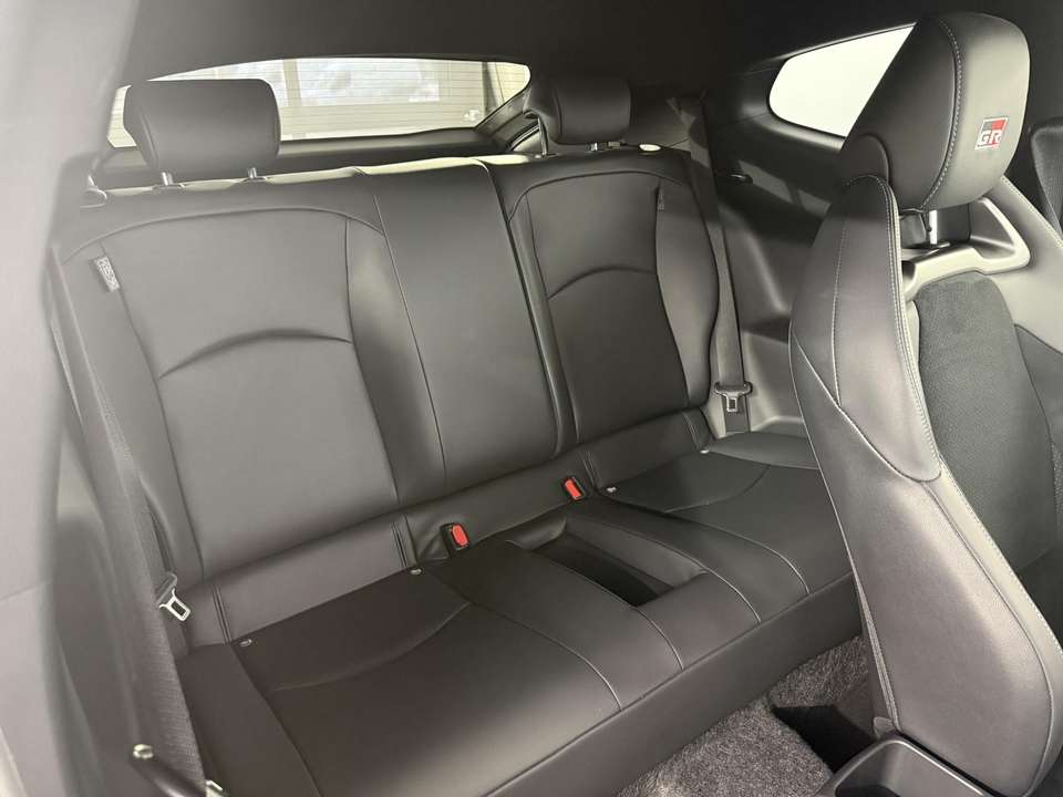 Toyota Yaris - Imagem 18