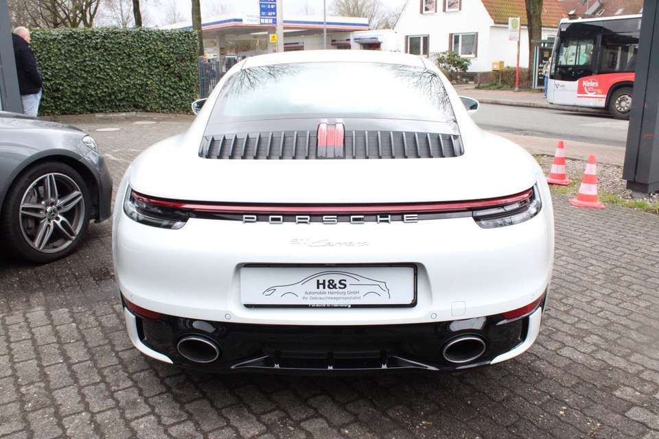 Porsche 992 - Imagem 3