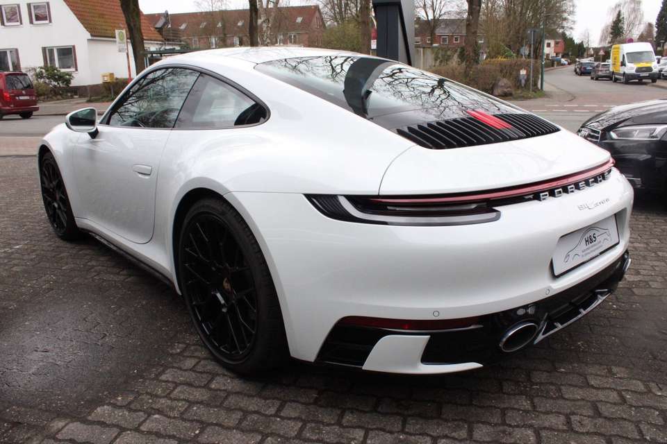 Porsche 992 - Imagem 4