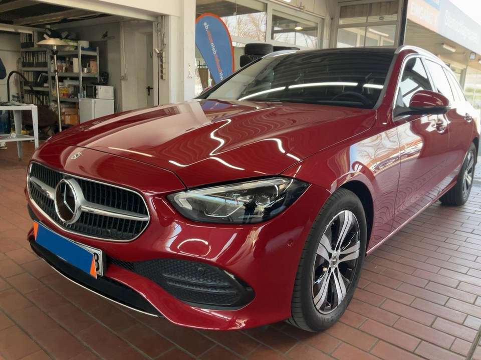 Mercedes-Benz C 220 - Imagem 1