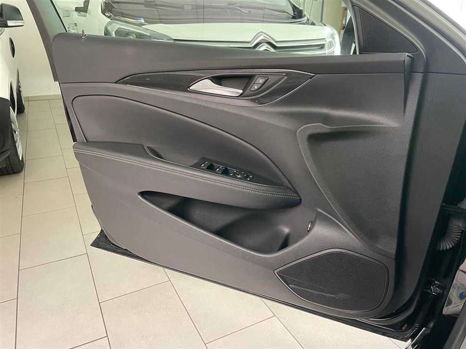 Car picture 11