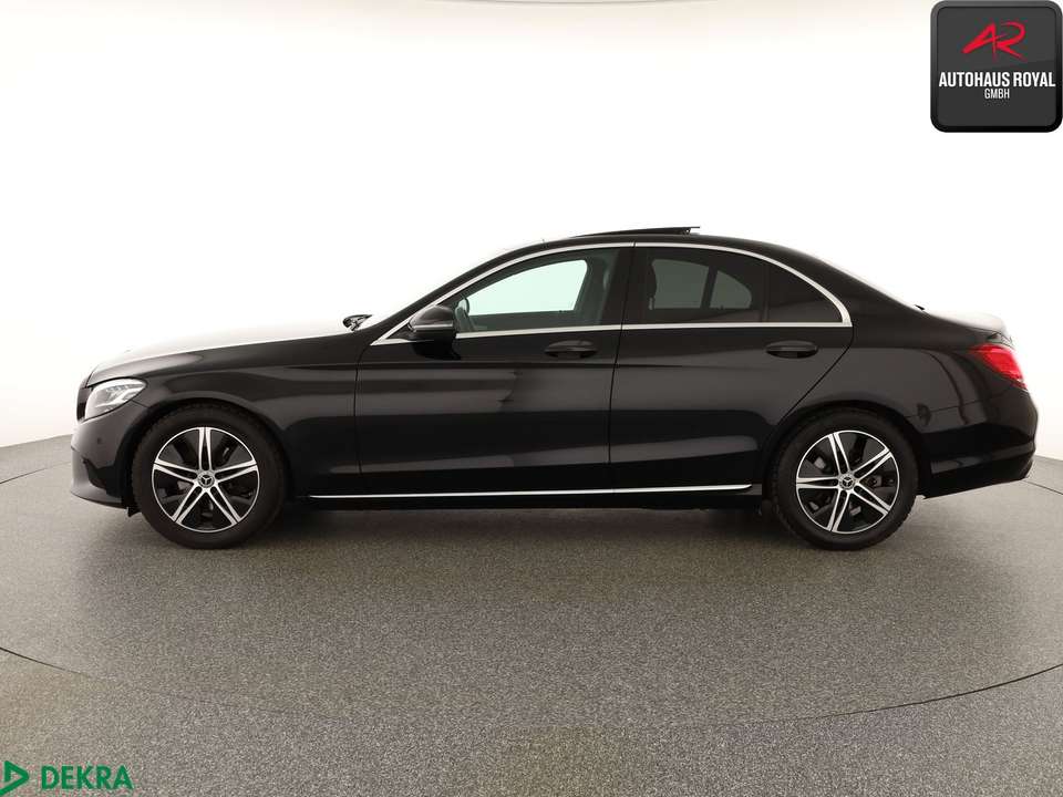 Mercedes-Benz C 200 - Imagem 2