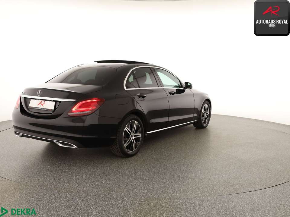 Mercedes-Benz C 200 - Imagem 5