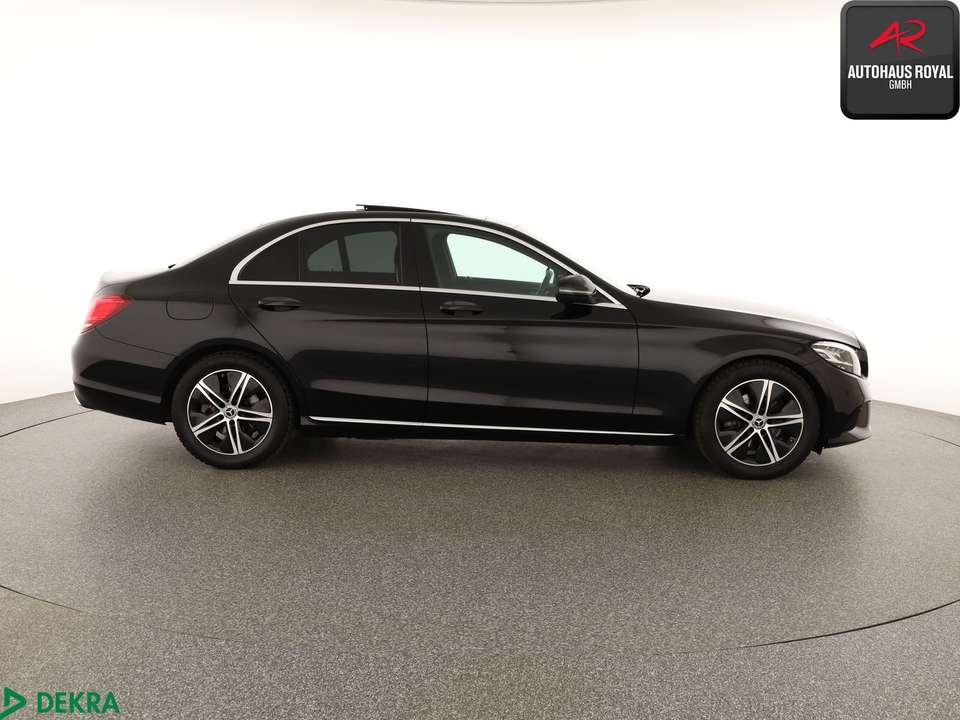 Mercedes-Benz C 200 - Imagem 6