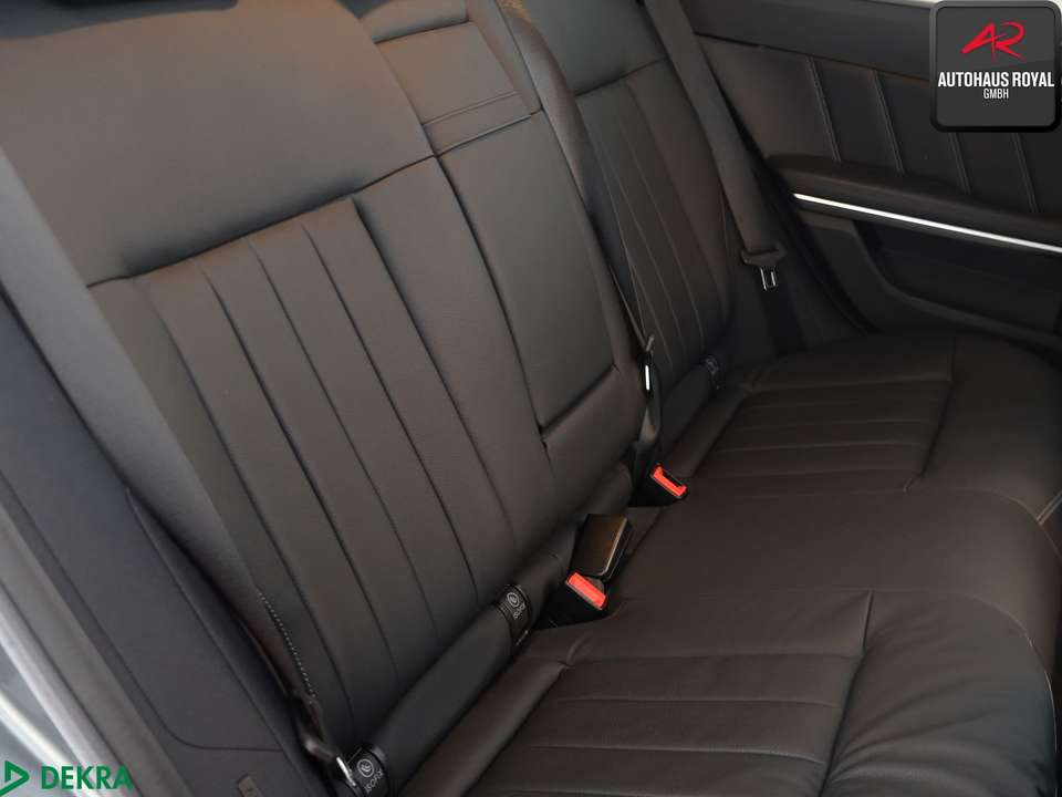 Mercedes-Benz E 220 - Imagem 12