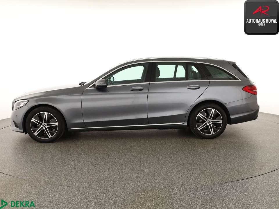 Mercedes-Benz C 200 - Imagem 2