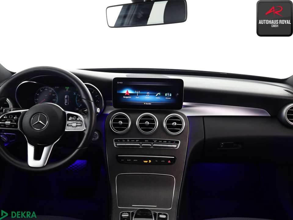 Mercedes-Benz C 200 - Imagem 9