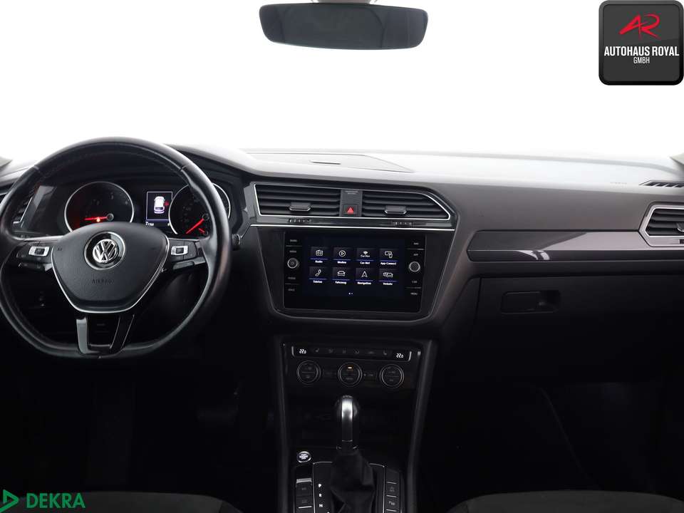 Volkswagen Tiguan Allspace - Imagem 9