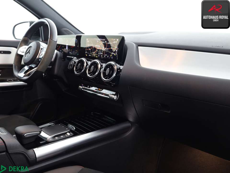 Mercedes-Benz GLA 200 - Imagem 10