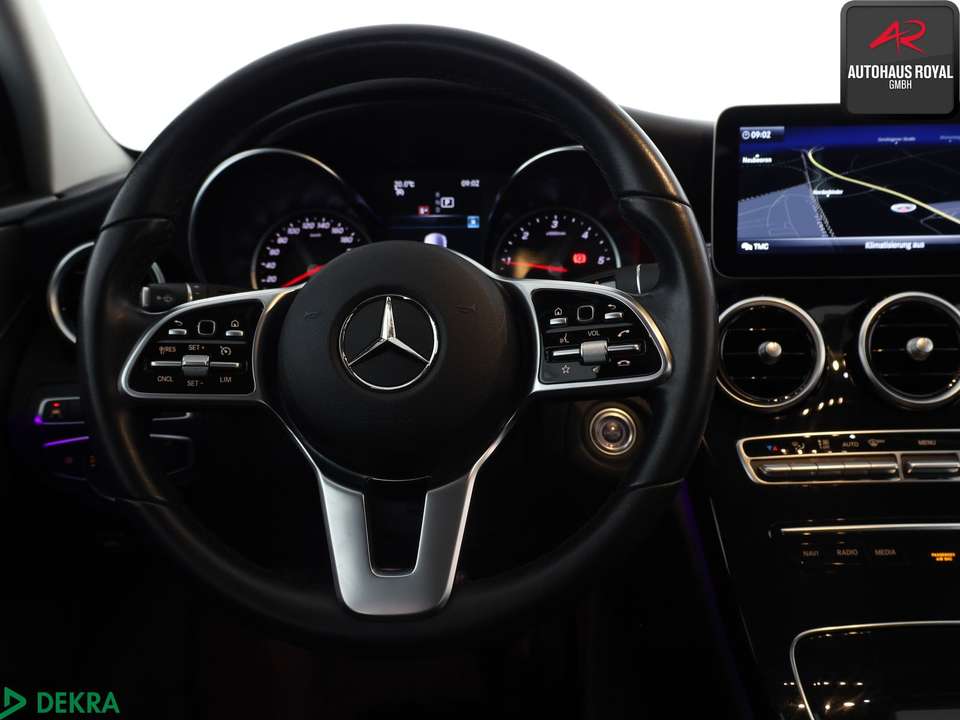 Mercedes-Benz C 200 - Imagem 15