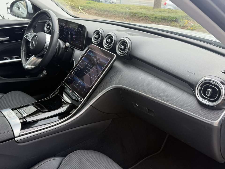 Mercedes-Benz C 200 - Imagem 8