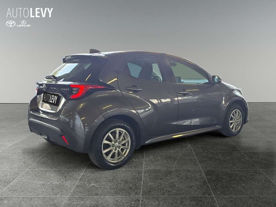 Toyota Yaris - Imagem 6