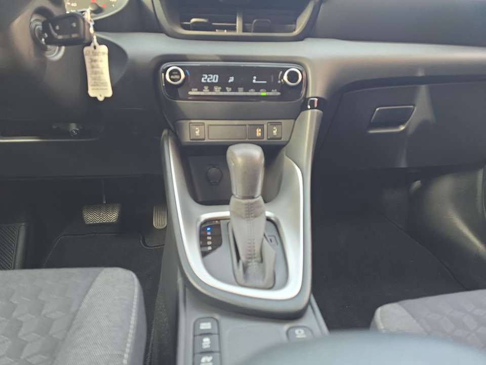 Toyota Yaris - Imagem 12