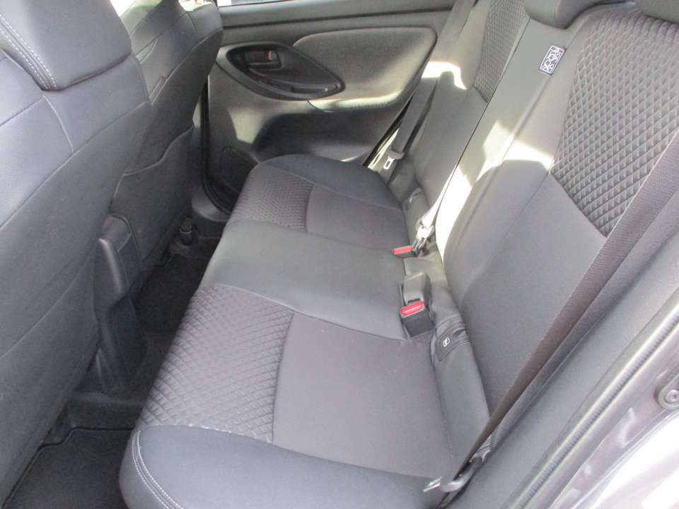 Toyota Yaris - Imagem 10