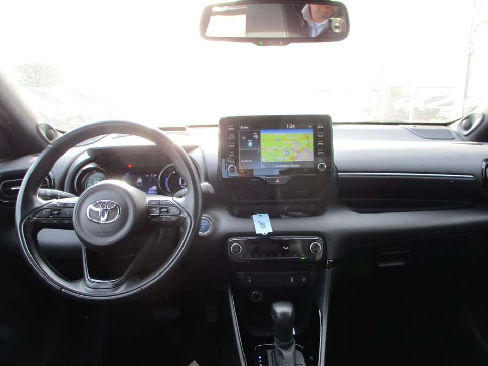 Toyota Yaris - Imagem 11