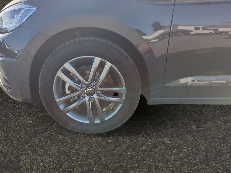 Volkswagen Touran - Imagem 7