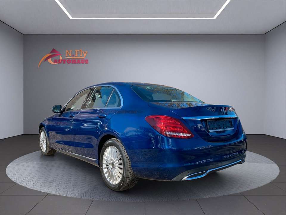 Mercedes-Benz C 180 - Imagem 3