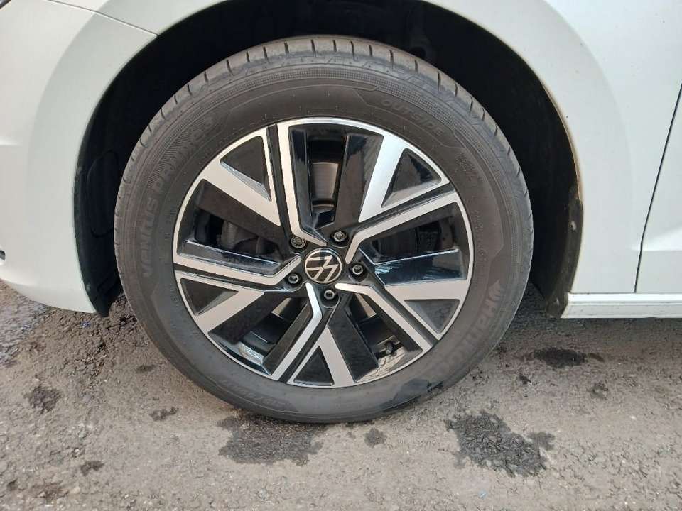 Volkswagen Touran - Imagem 7