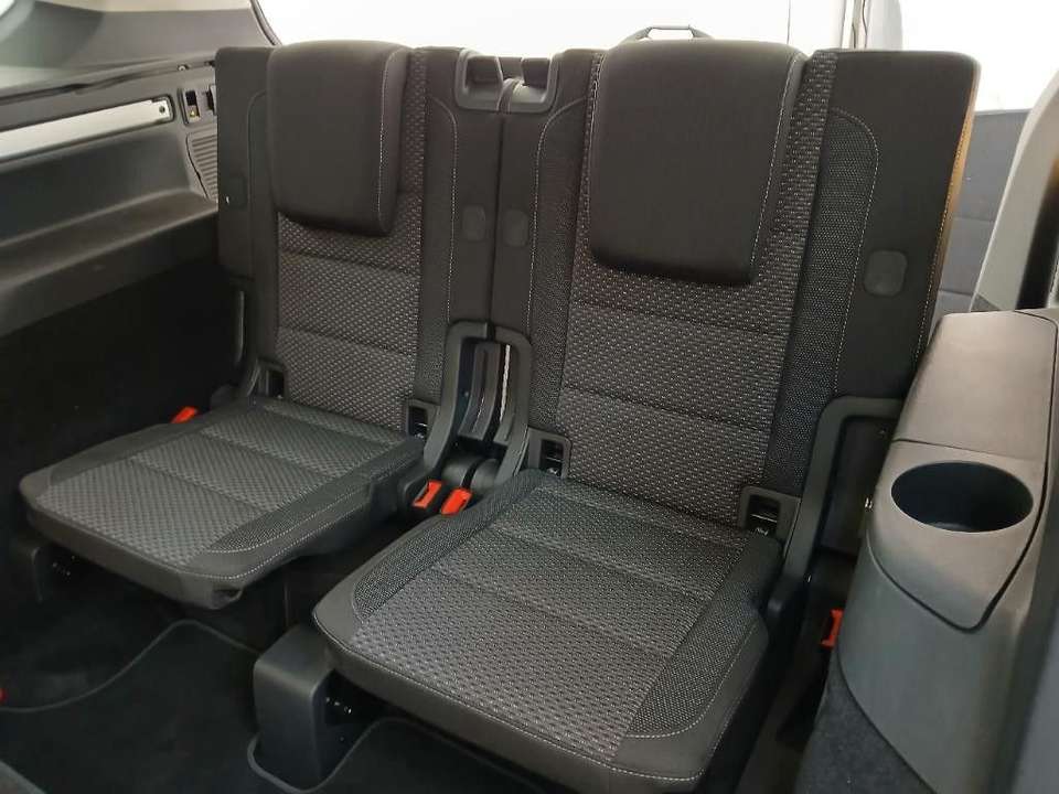 Volkswagen Touran - Imagem 14