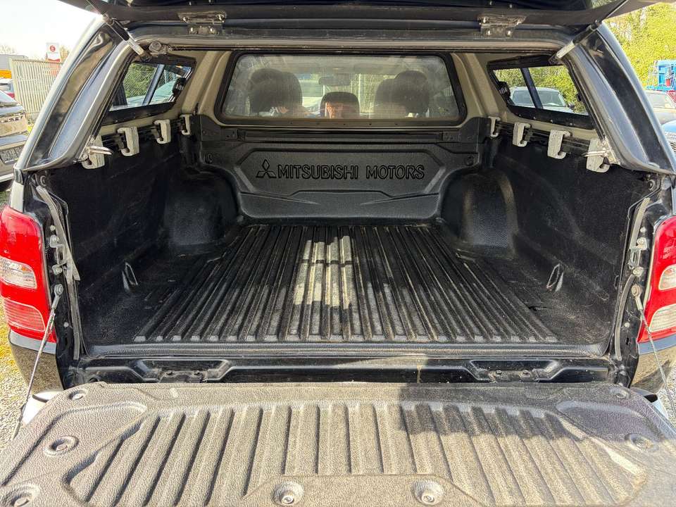 Mitsubishi L200 - Imagem 5