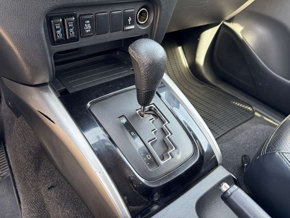 Mitsubishi L200 - Imagem 12