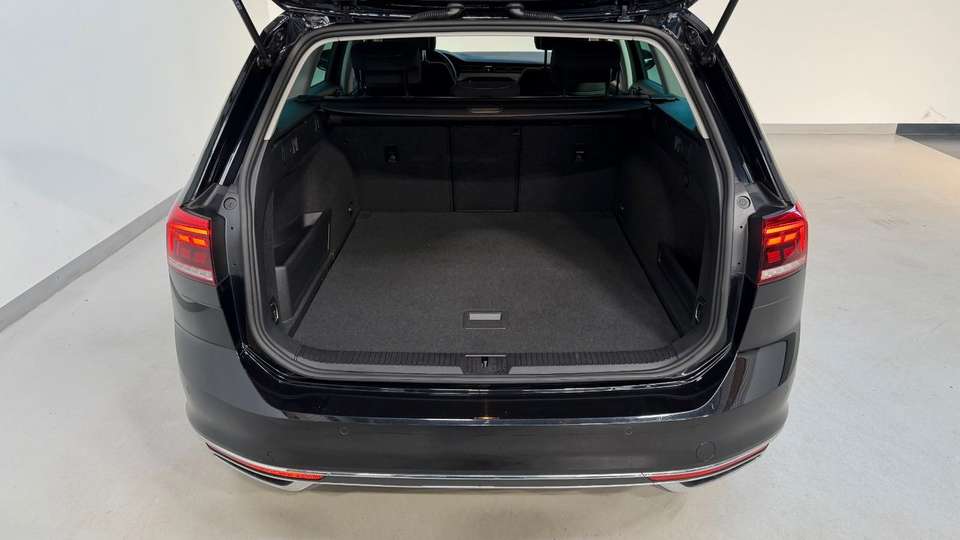 Car picture 9