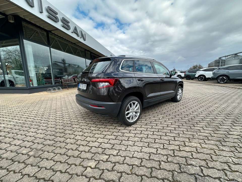 Skoda Karoq - Imagem 6