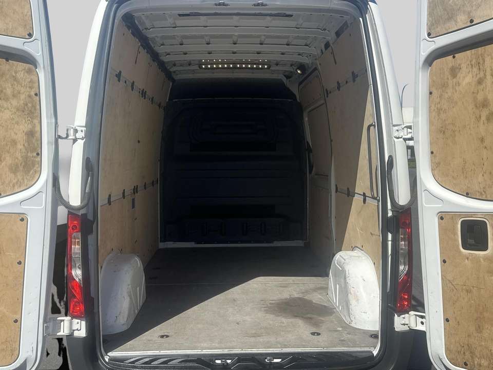 Mercedes-Benz Sprinter - Imagem 7