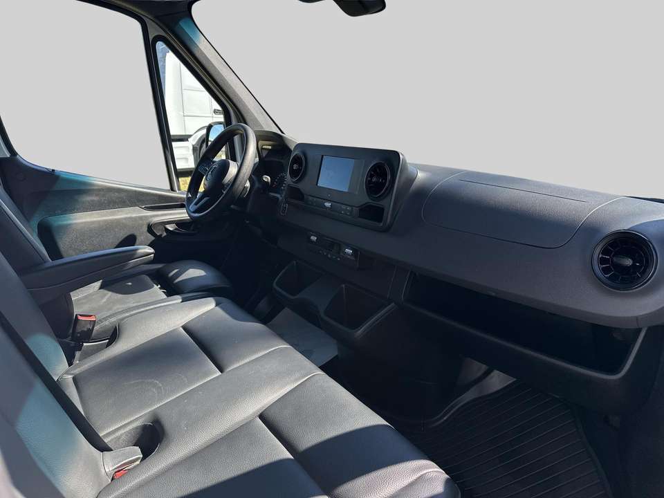 Mercedes-Benz Sprinter - Imagem 10