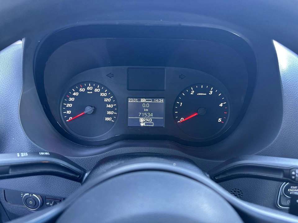 Mercedes-Benz Sprinter - Imagem 13