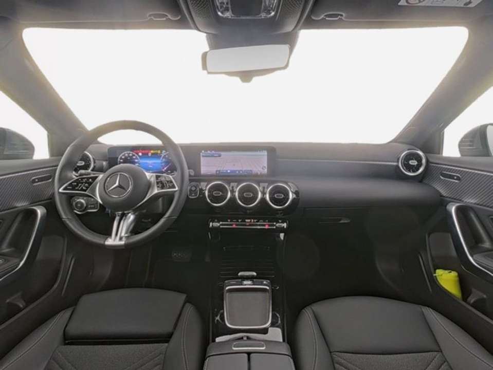 Mercedes-Benz A 180 - Imagem 7