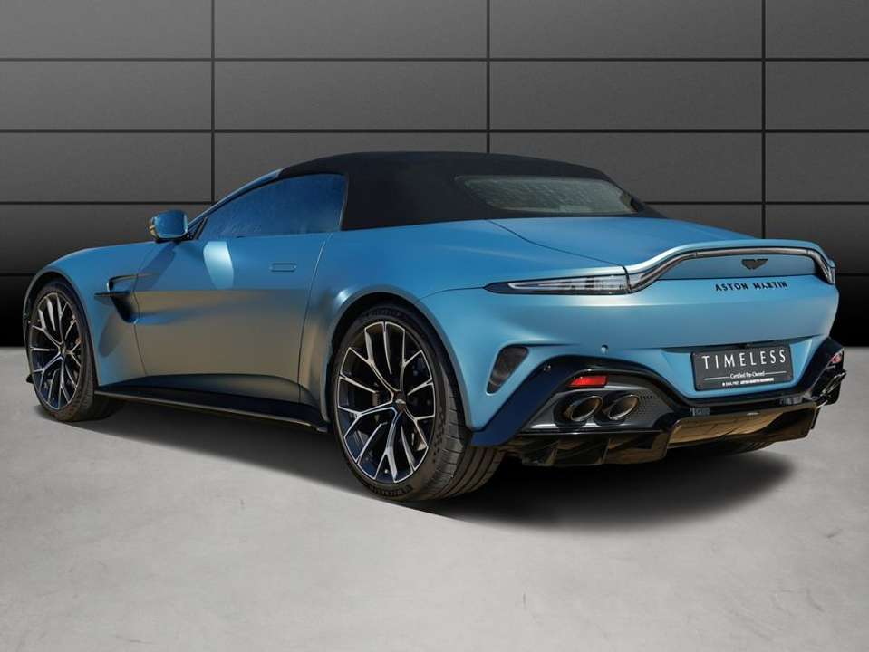 Aston Martin V8 - Imagem 2