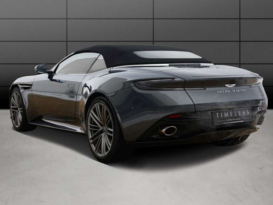 Aston Martin DB12 - Imagem 2