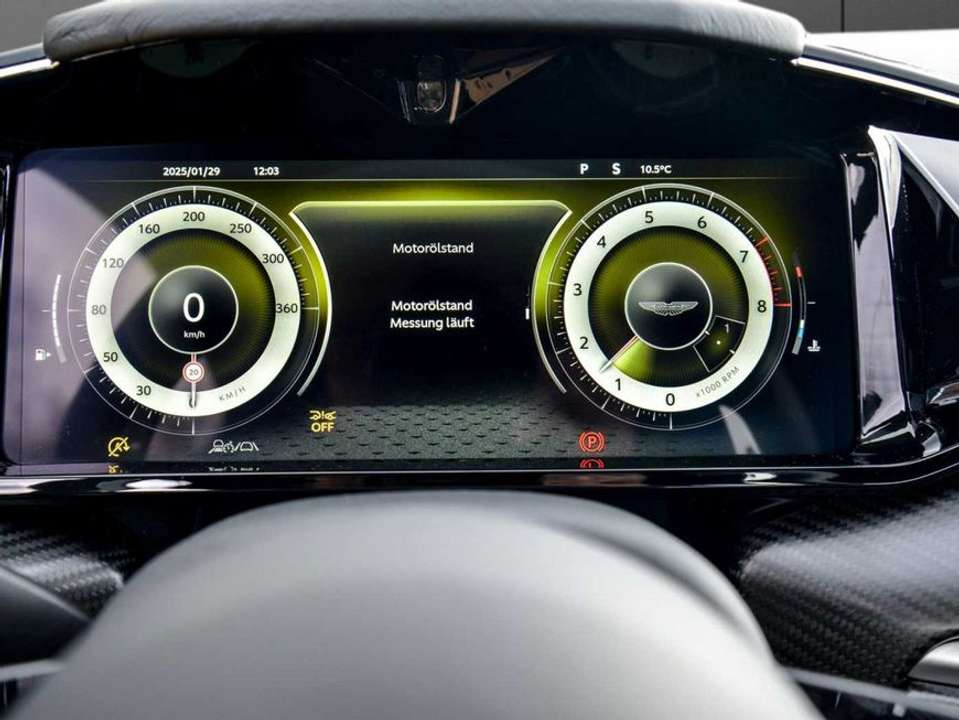 Aston Martin V8 - Imagem 5