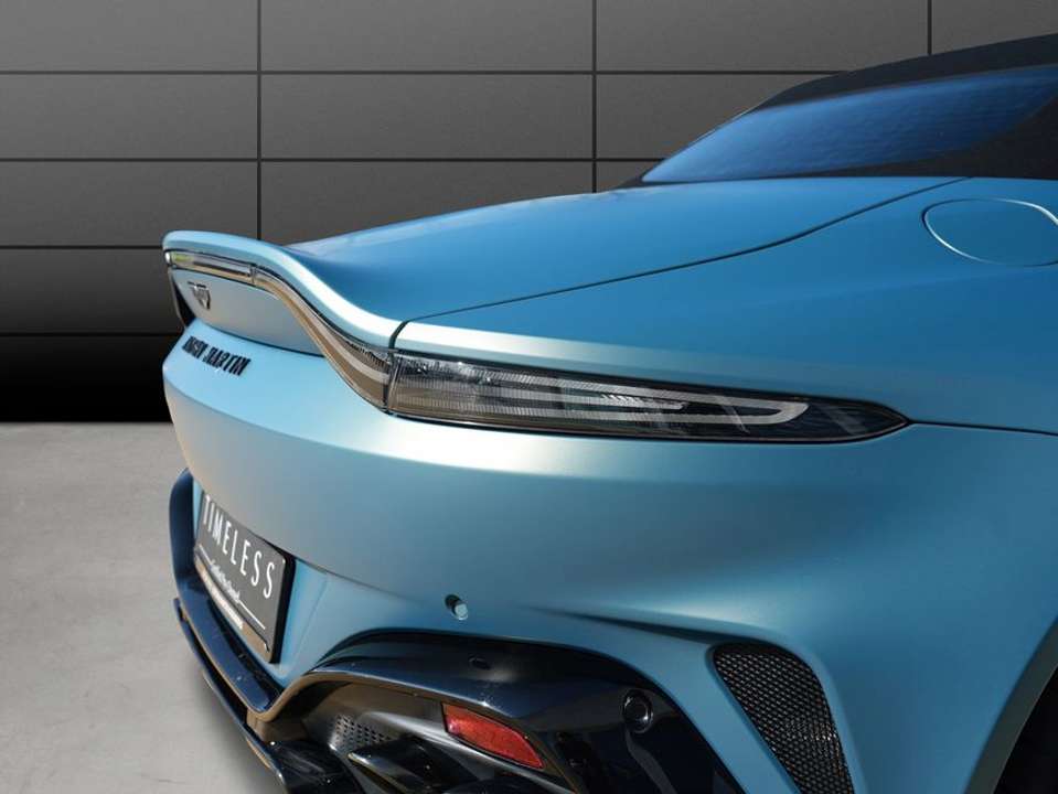 Aston Martin V8 - Imagem 8