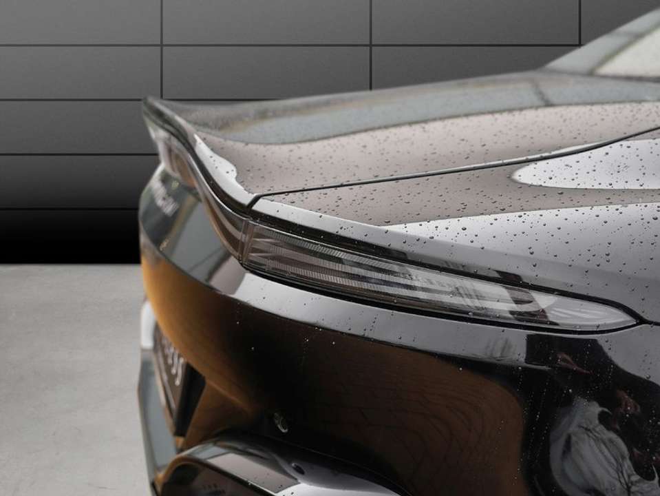 Aston Martin V8 - Imagem 8