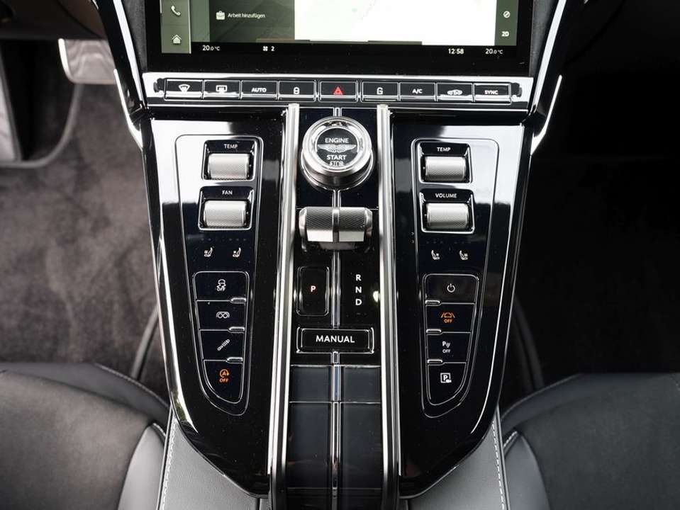 Aston Martin V8 - Imagem 15