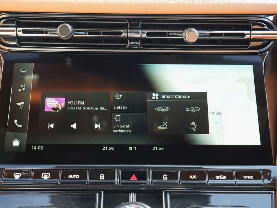 Aston Martin DB12 - Imagem 15