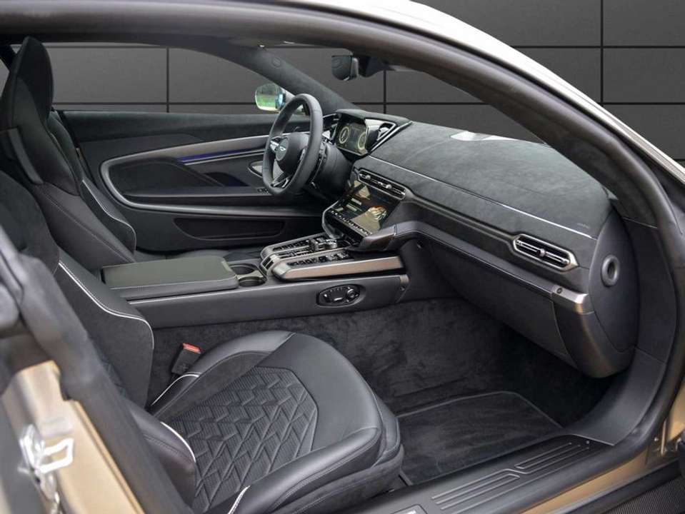 Aston Martin Vanquish - Imagem 15