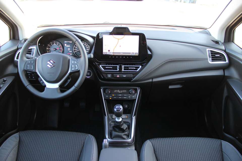 Suzuki S-Cross - Imagem 8