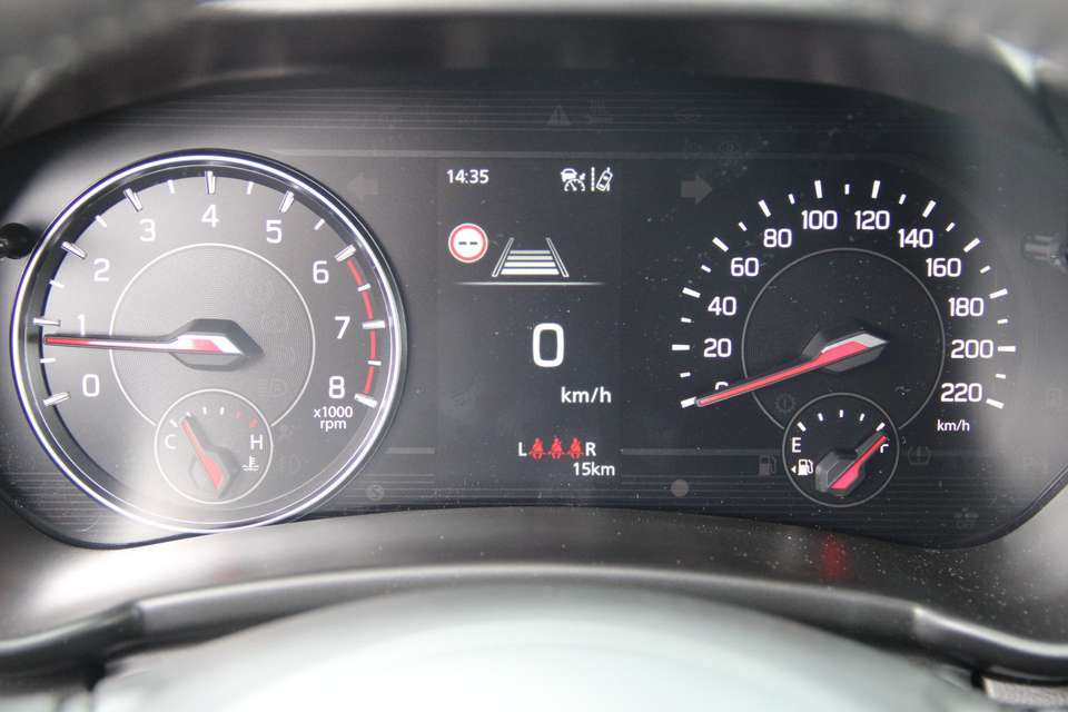 Suzuki Swift - Imagem 11