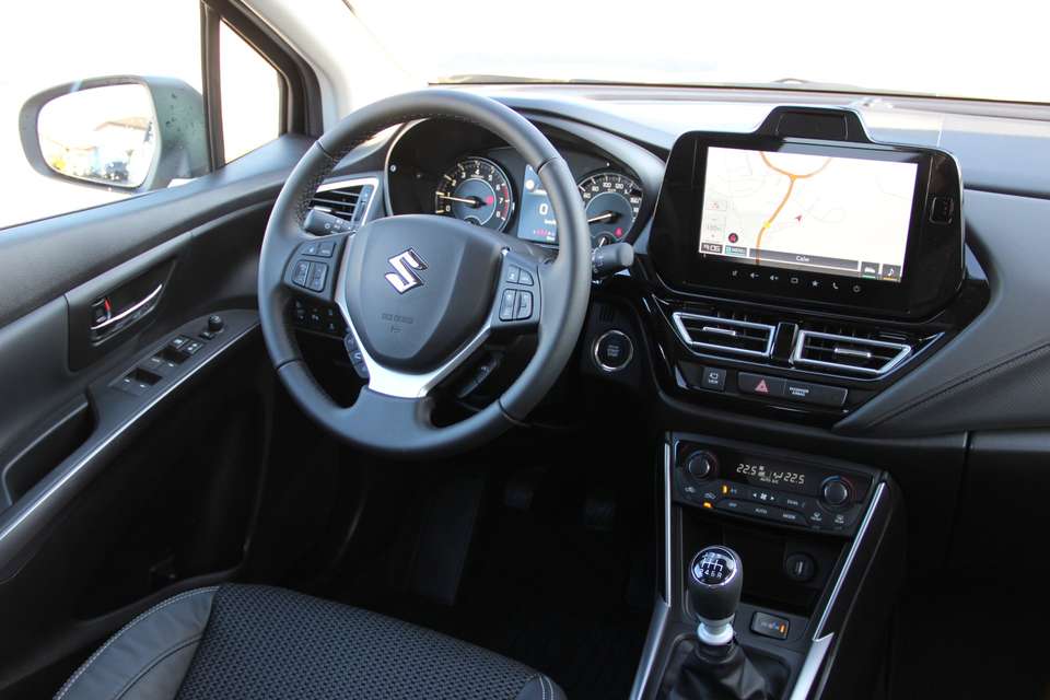Suzuki S-Cross - Imagem 9