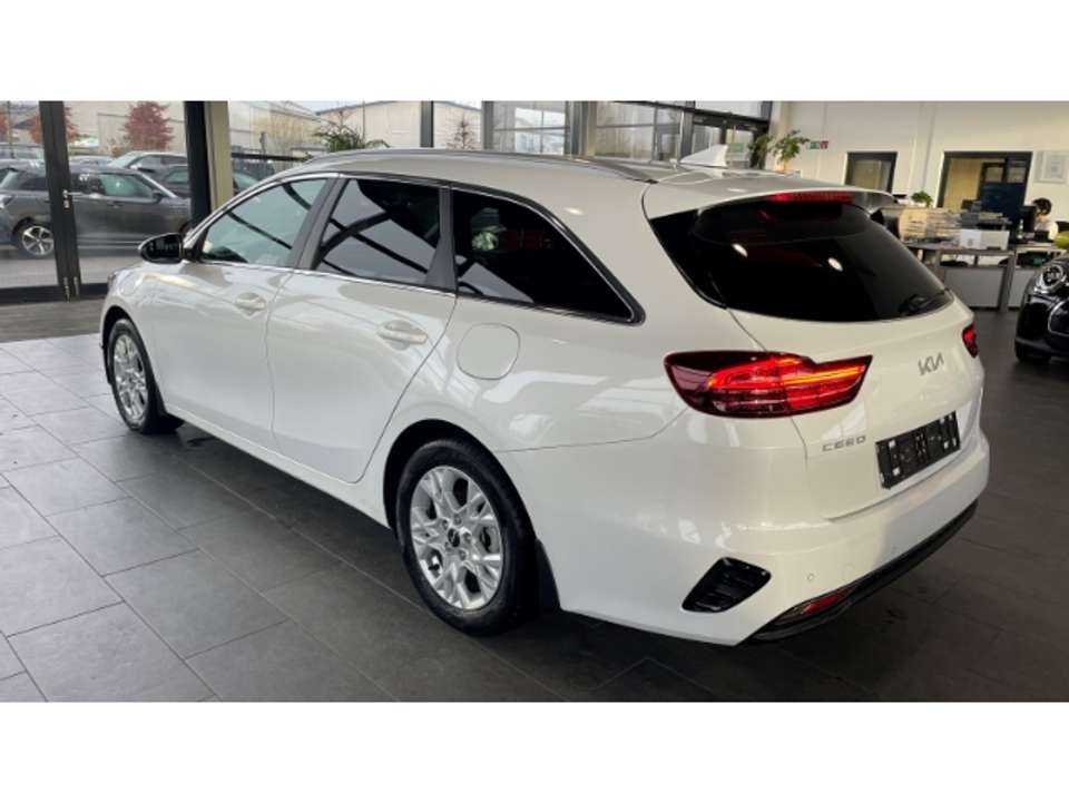 Kia Ceed SW / cee'd SW - Imagem 4