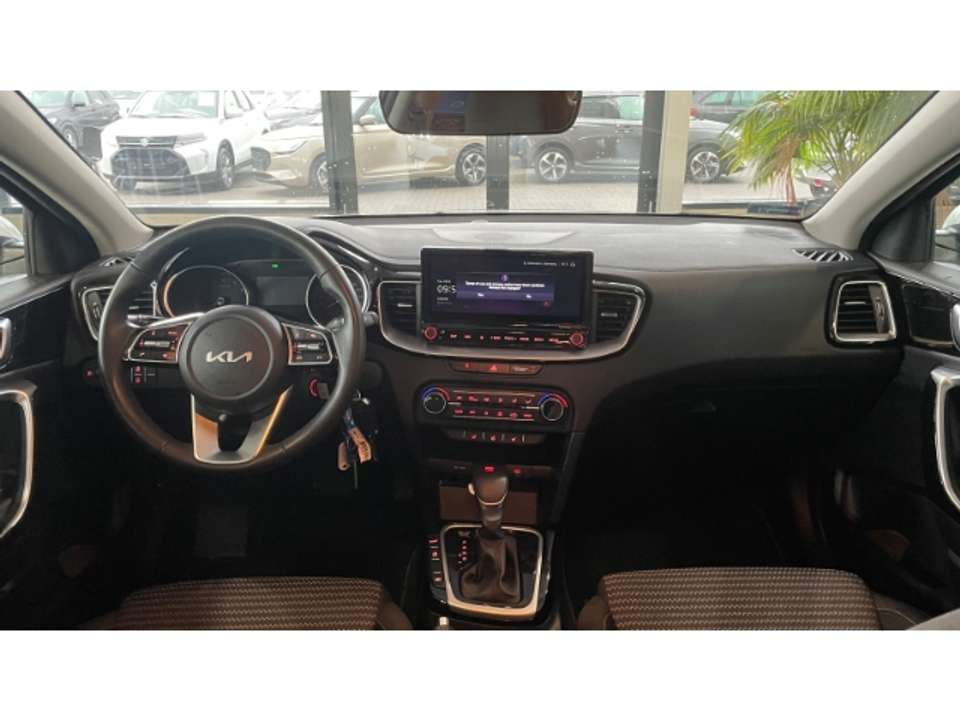 Kia Ceed SW / cee'd SW - Imagem 11