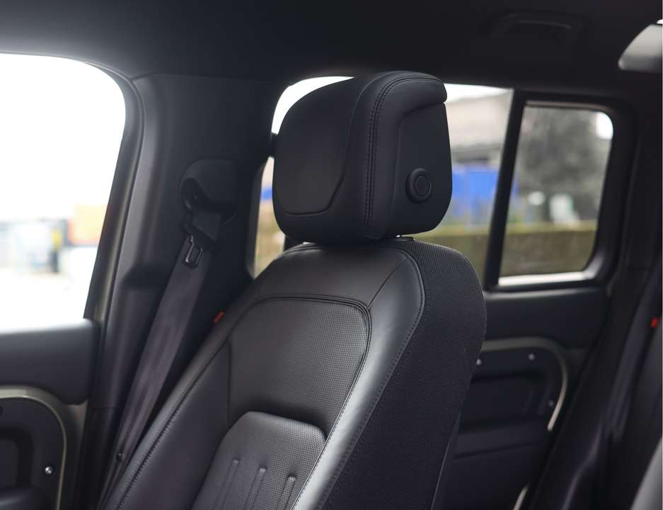 Land Rover Defender - Imagem 4